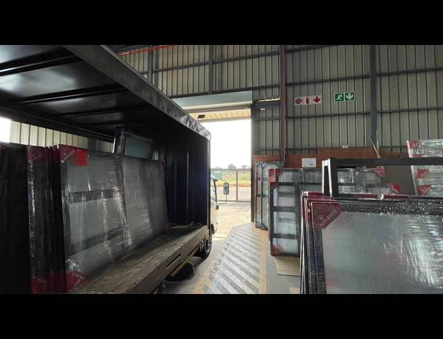 2,051M² WAREHOUSE TO LET IN SUNDERLAND RIDGE
